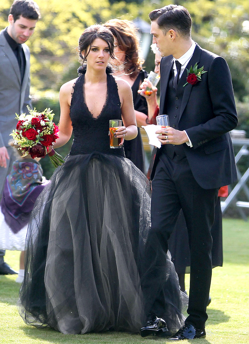 shenae grimes wedding