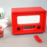 nostaljik usbli ahsap retro mini radyo kirmizi