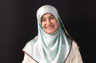 Saliha Erdim kimdir?